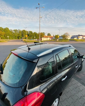 Renault Clio cena 16900 przebieg: 145260, rok produkcji 2011 z Gliwice małe 92